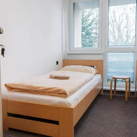 Turisticka Pod Grapou 招待所 *