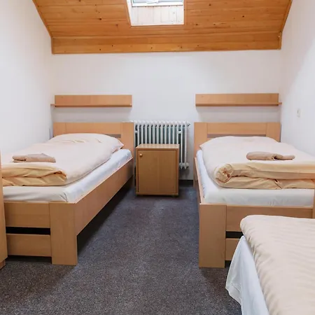 Turisticka Pod Grapou *