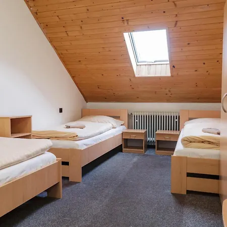 Turisticka Pod Grapou Bölényfalu